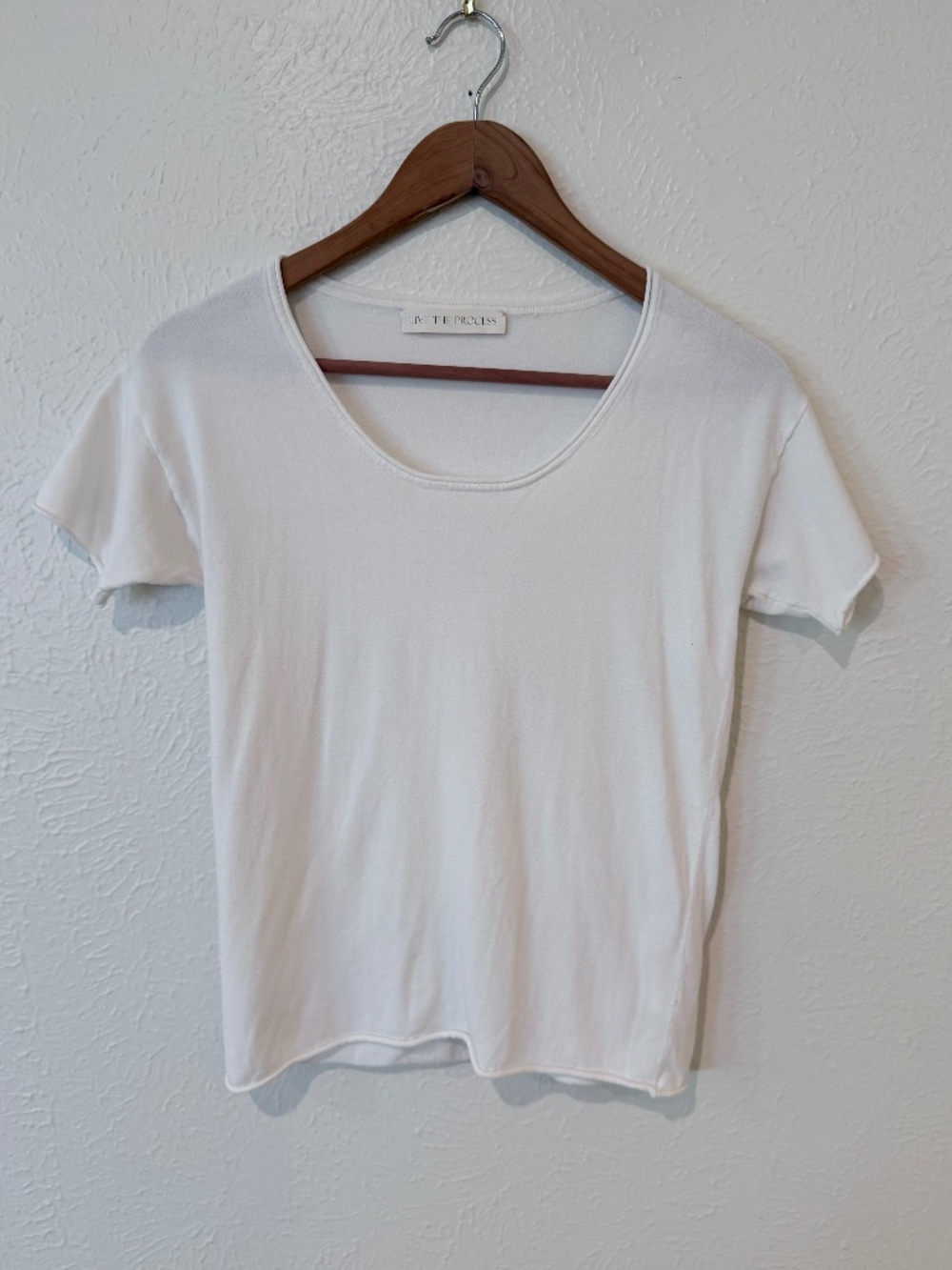 Live The Process White Scoop Neck Tee XS
